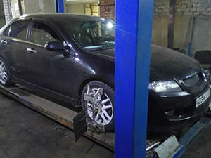Сход-развал Acura TLX: фото работ автосервиса Japan-Car в Санкт-Петербурге №2