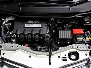 Ремонт двигателя (ДВС) Honda Fit: фото работ автосервиса Japan-Car в Санкт-Петербурге №1