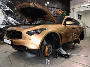 Ремонт тормозной системы Infiniti EX: фото работ автосервиса Japan-Car в Санкт-Петербурге №1