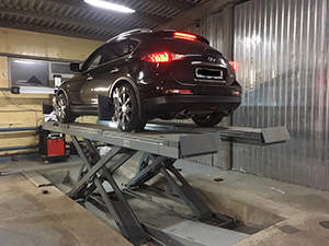 Сход-развал Infiniti QX50: фото работ автосервиса Japan-Car в Санкт-Петербурге №2