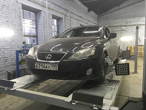 Сход-развал Lexus IS: фото работ автосервиса Japan-Car в Санкт-Петербурге №2
