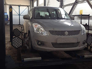 Сход-развал Suzuki Swift: фото работ автосервиса Japan-Car в Санкт-Петербурге №2