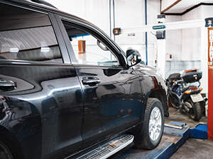 Сход-развал Toyota Highlander: фото работ автосервиса Japan-Car в Санкт-Петербурге №2